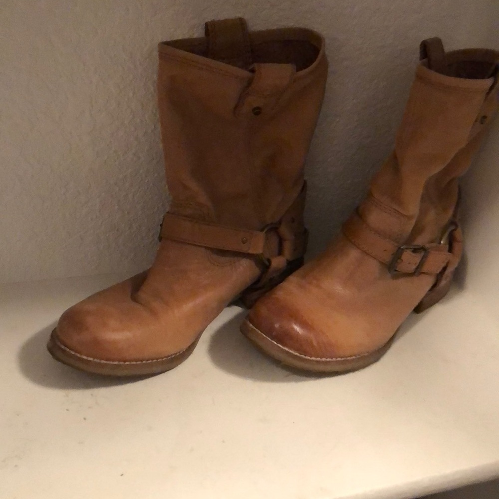 Gianni Binni boots size 8.5